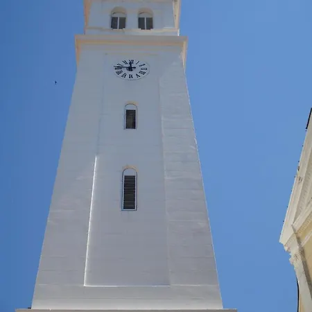 Sara * Novi Vinodolski
