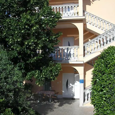Sara Apartment