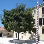 Sara Apartament