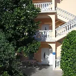 Sara Apartament