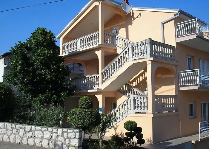 Sara Apartman *